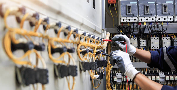 Professional Electrician technician working in Sand Ridge, NY